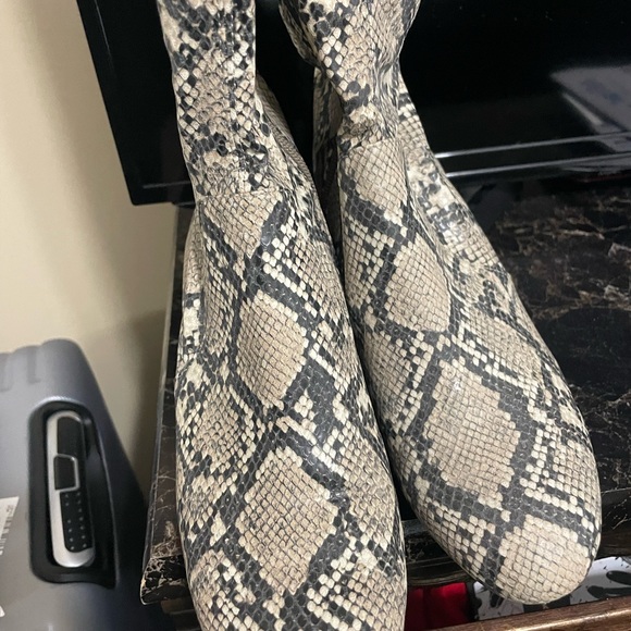 Perfect for fall 🍂 - Picture 3 of 4